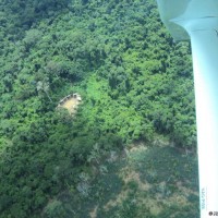Neue Fotos unkontaktierter Yanomami veröffentlicht